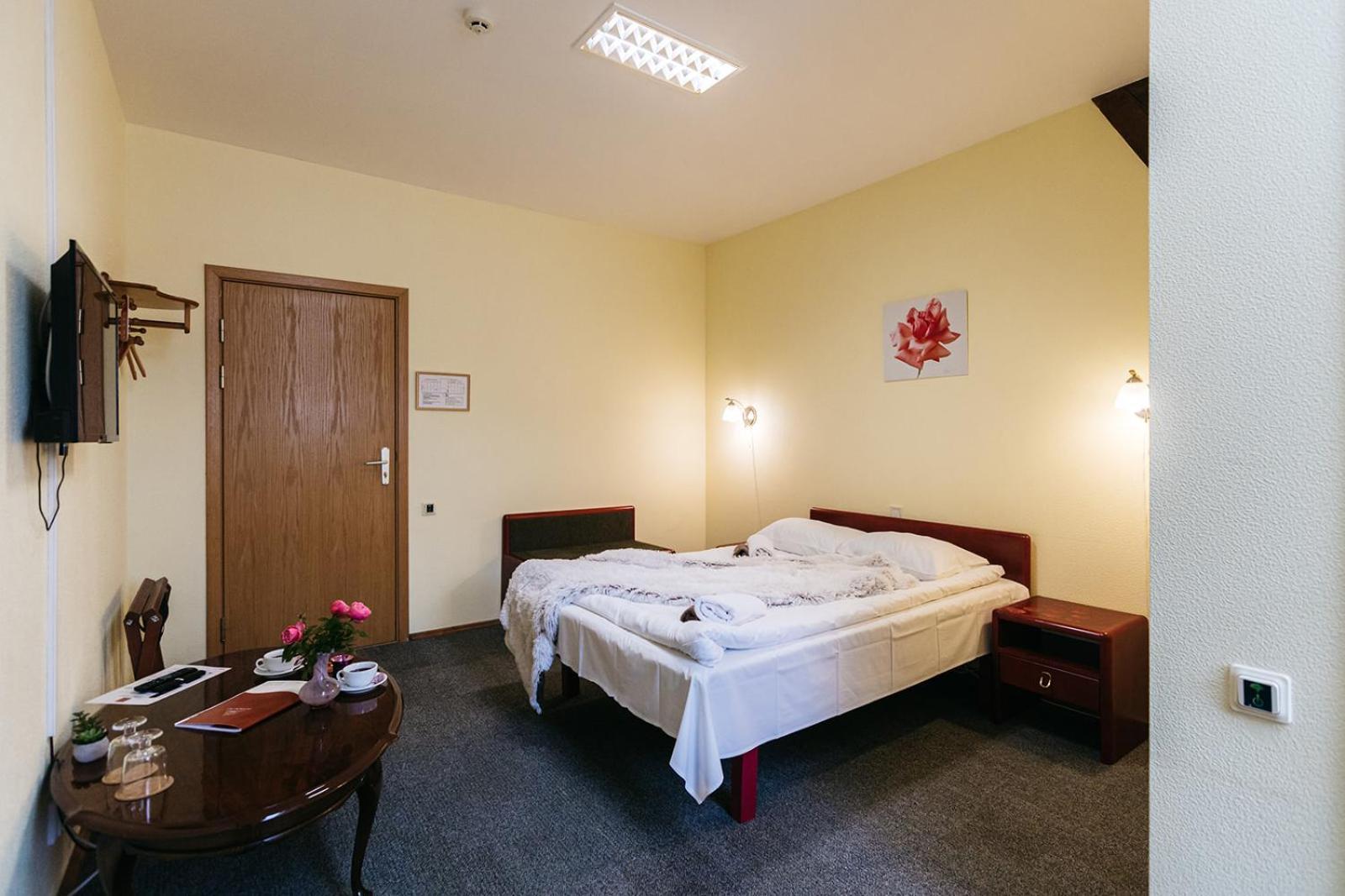 Jaunmoku Palace Complex Hotel Tume Εξωτερικό φωτογραφία